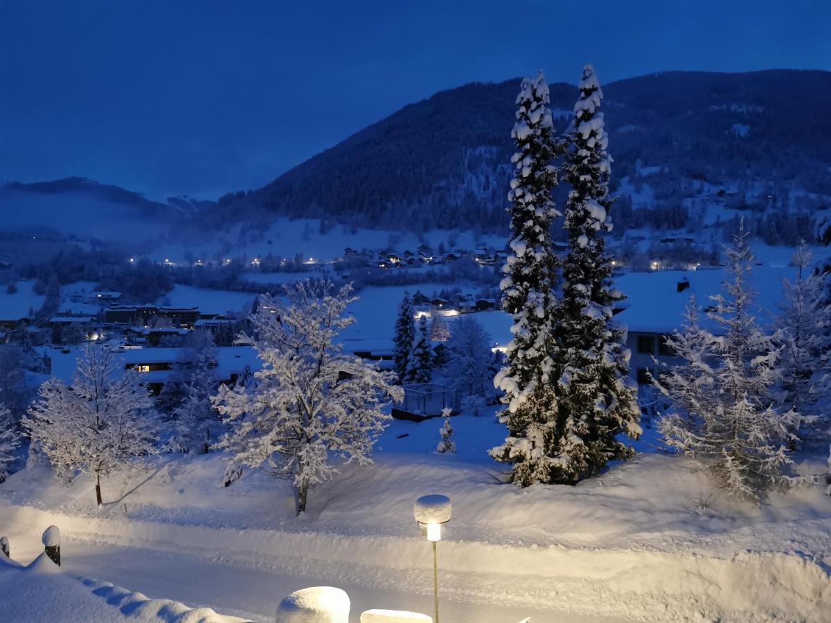 Ferienhaeuser Troester Bad Kleinkirchheim Bagian luar foto