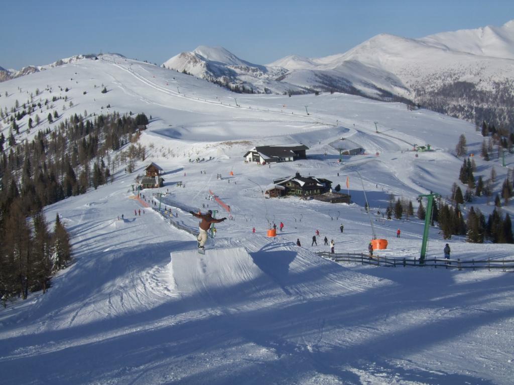 Ferienhaeuser Troester Bad Kleinkirchheim Bagian luar foto